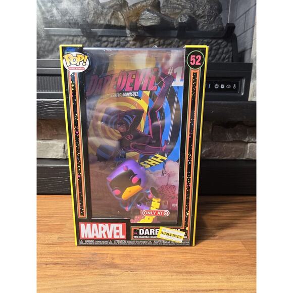 Funko Pop! Comic Book Cover with Case: Marvel - Daredevil - Target 2 - Picture 1 of 6